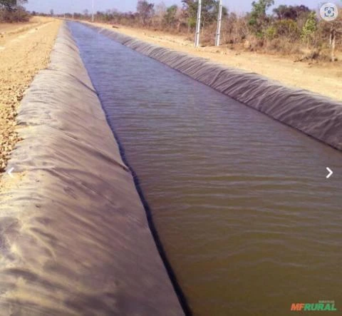 Geomembrana Aquapex PEAD de 3,1 m de largura para para tanques, lagoas