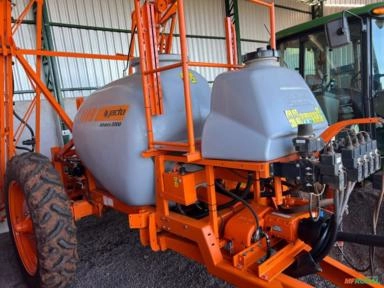 Pulverizador Jacto AM18 2021 Imagem Pulverizador Jacto AM18 2021