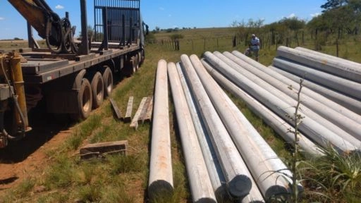 Imagem Poste de concreto usado Imagem Poste de concreto usado