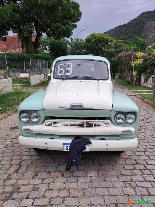 Caminhão chevrolet 63