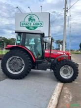 Trator Trator Massey Ferguson 4292 HDano 2016