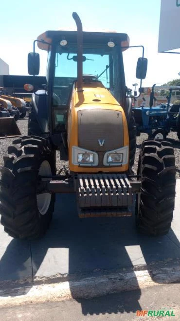 Trator Valtra/Valmet BM 100 Cabinado - Ano 2012