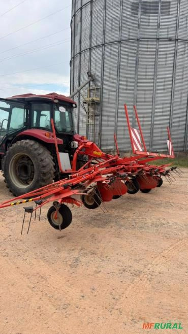 Espalhador de Forragem Kuhn GF 6502 (2022) Imagem Espalhador de Forragem Kuhn GF 6502 (2022)