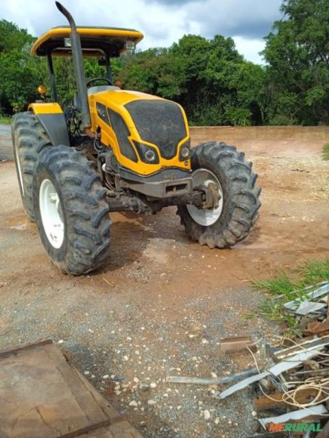 Trator Valtra A950 R  -  ANO 2021 - IMPECÀVEL Imagem Trator Valtra A950 R  -  ANO 2021 - IMPECÀVEL