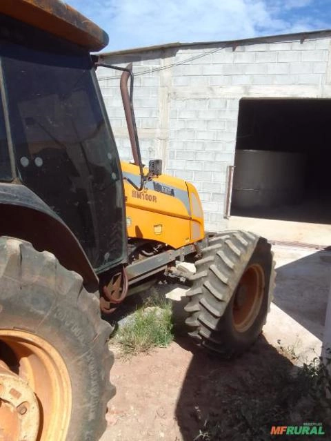 Imagem Trator Valtra BM 100 - ano 2019 Imagem Trator Valtra BM 100 - ano 2019