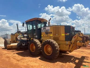 MOTONIVELADORA JOHN DEERE 670-G, 2015