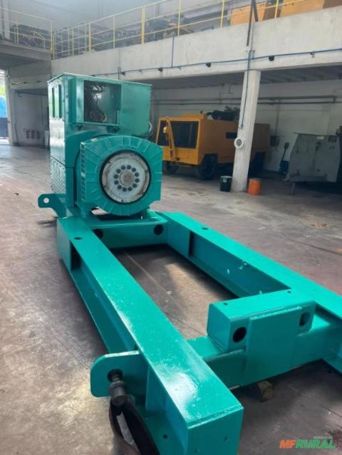 Imagem ALTERNADOR DE GERADOR 2000 KVA Imagem ALTERNADOR DE GERADOR 2000 KVA