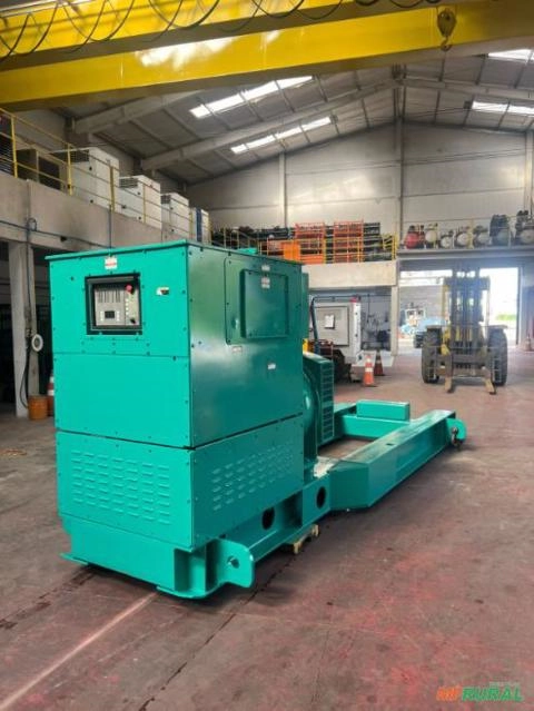 Imagem ALTERNADOR DE GERADOR 2000 KVA Imagem ALTERNADOR DE GERADOR 2000 KVA