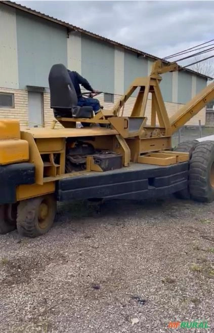 Imagem GUINDASTE CAPACIDADE 5 TON Imagem GUINDASTE CAPACIDADE 5 TON