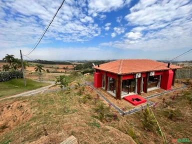 Imóvel à venda para investimento, com contrato de aluguel atrativo.