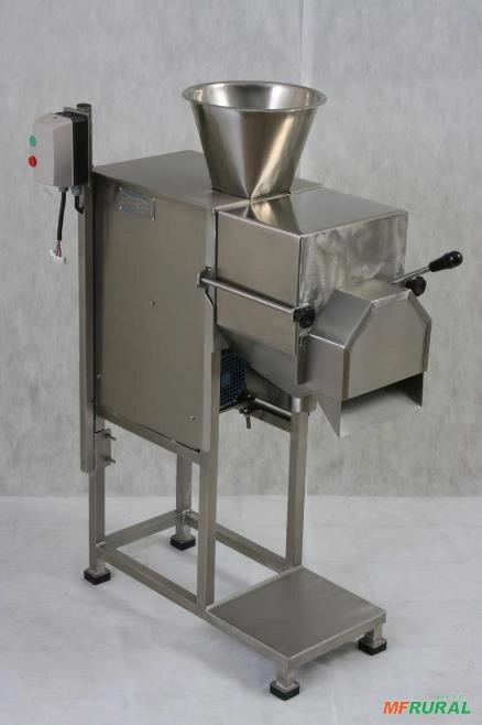 DESPOLPADEIRA DE FRUTAS 500 KILOS Imagem DESPOLPADEIRA DE FRUTAS 500 KILOS