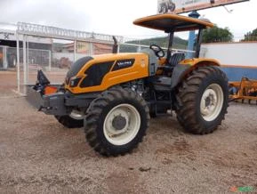 VALTRA A800 4X4