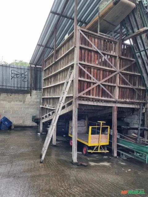 Silo Armazenamento de Laranja Imagem Silo Armazenamento de Laranja