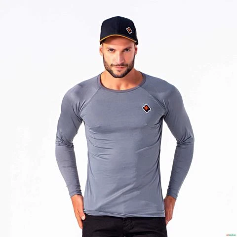 Camiseta UV Rash Guard Unissex com Proteção Solar Cinza LINUS Aviventa -  Cores: Cinza Tamanho: GG