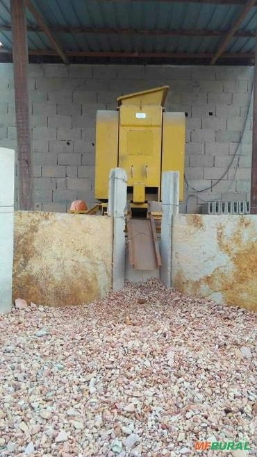 Imagem Britador Queixada Imagem Britador Queixada