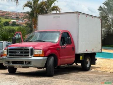 Caminhões Ford F350 Baú  Ano 2002