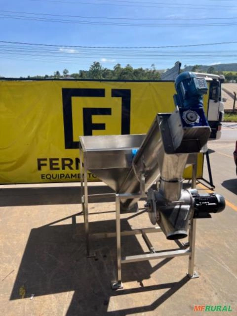 Imagem Envasadora semi automática Gelo Imagem Envasadora semi automática Gelo