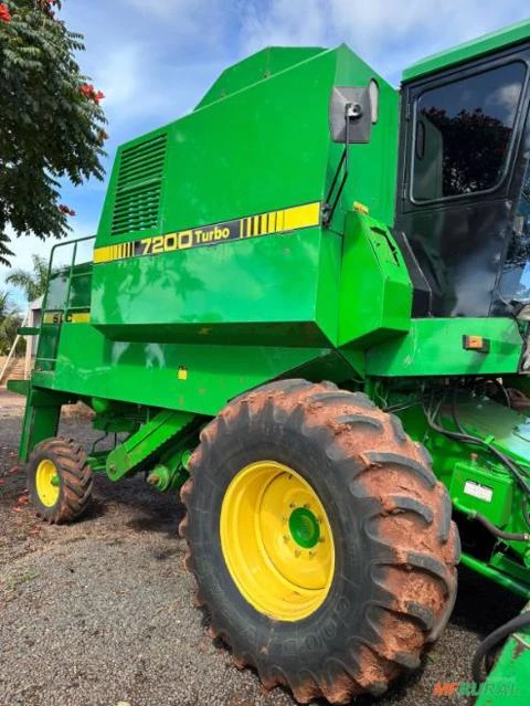 TRATOR JOHN DEERE 7200 ANO 1993