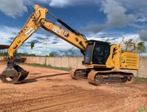 ESCAVADEIRA CATERPILLAR MODELO 336 COM GARRA - ANO 2021 - HORIMETRO: 2.870H