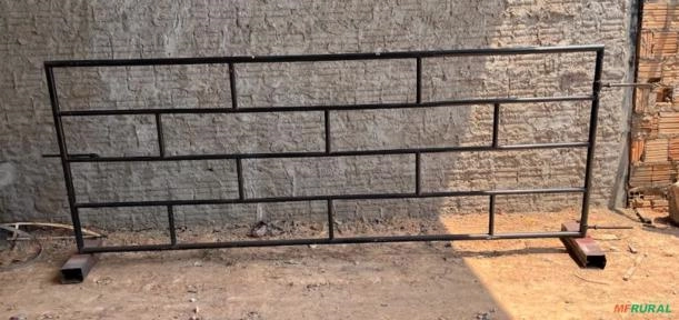 Imagem PORTEIRA DE AÇO GALVANIZADO - 3,5mt Imagem PORTEIRA DE AÇO GALVANIZADO - 3,5mt