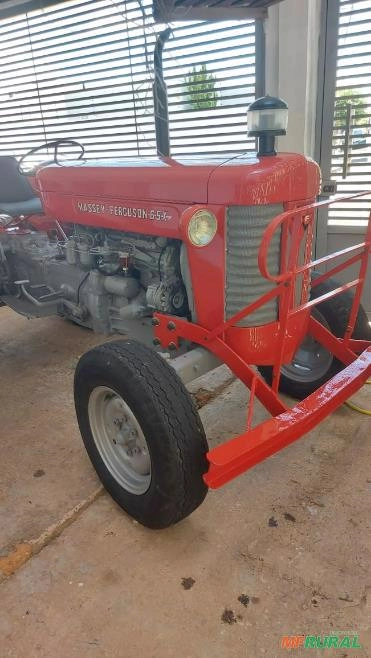 Imagem Trator MF 65x Imagem Trator MF 65x