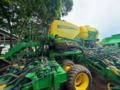 Plantadeira John Deere Modelo: DB40 Imagem Plantadeira John Deere Modelo: DB40