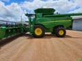Colheitadeira john Deere Modelo: S780 Imagem Colheitadeira john Deere Modelo: S780