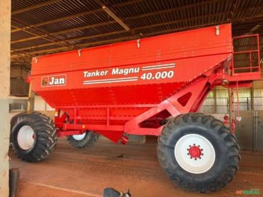 Transbordo JAN Tanker Magnu 40 Mil Litros Imagem Transbordo JAN Tanker Magnu 40 Mil Litros