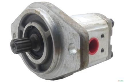 Bomba De Engrenagem Hybel - Compativel - Agrale BX6150 (Levante / Comando) Imagem Bomba De Engrenagem Hybel - Compativel - Agrale BX6150 (Levante / Comando)