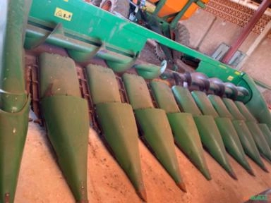 Plataforma John deere 610C 2013 Imagem Plataforma John deere 610C 2013