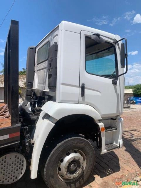 Imagem CAMINHÃO VW CONSTELLATION 31.320 PRANCHA 2010 Imagem CAMINHÃO VW CONSTELLATION 31.320 PRANCHA 2010