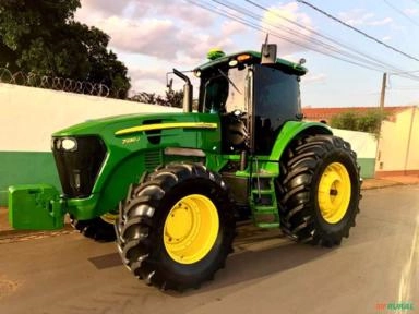 Trator John Deere 7230j Imagem Trator John Deere 7230j