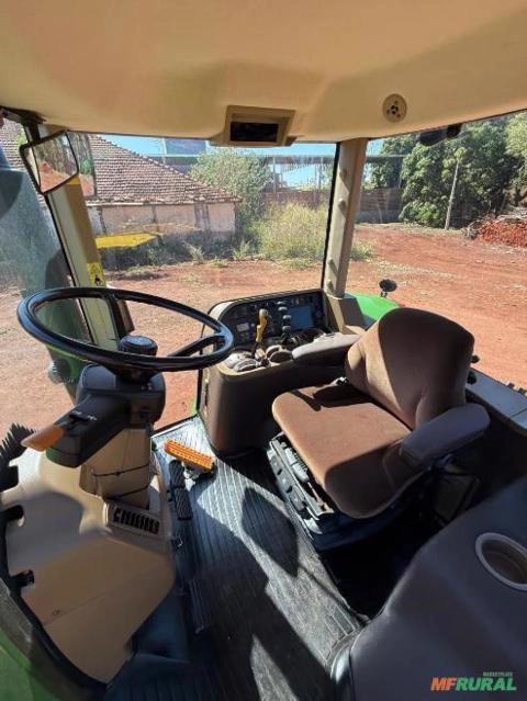 Imagem Trator John Deere 7225 J Ano 2016 Imagem Trator John Deere 7225 J Ano 2016