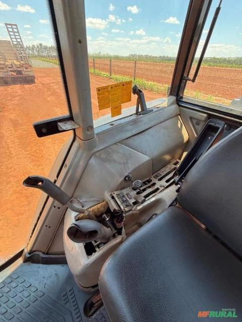 Imagem Trator Valtra BH 180 Imagem Trator Valtra BH 180