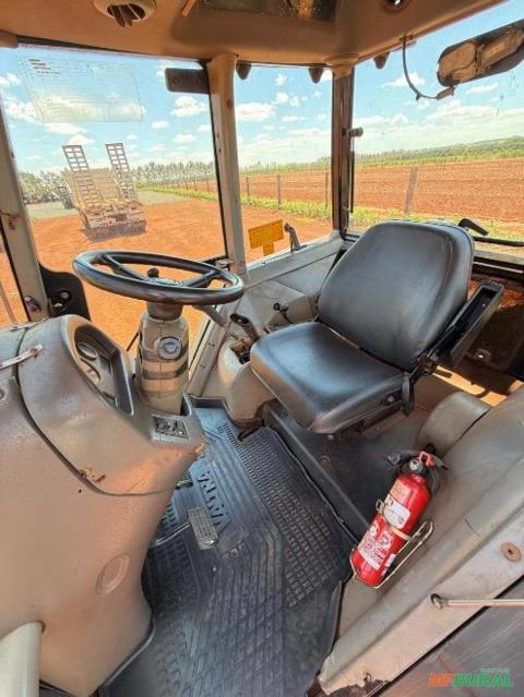 Imagem Trator Valtra BH 180 Imagem Trator Valtra BH 180