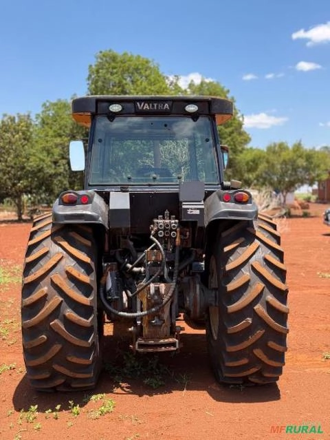 Imagem Trator Valtra BH 180 Imagem Trator Valtra BH 180
