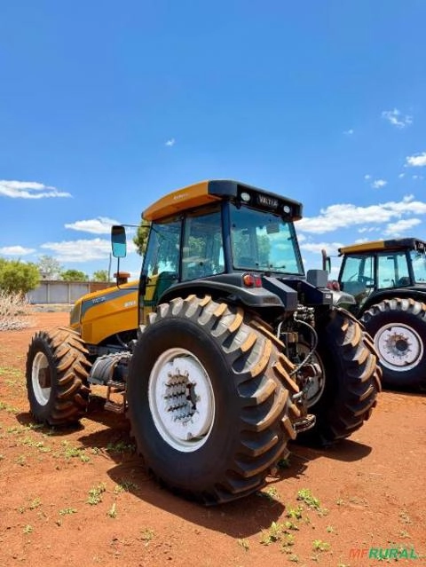 Imagem Trator Valtra BH 180 Imagem Trator Valtra BH 180