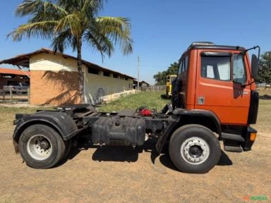 Caminhão Mercedes-Benz 1720 + CARRETA SIDER Ano 2002 Imagem Caminhão Mercedes-Benz 1720 + CARRETA SIDER Ano 2002