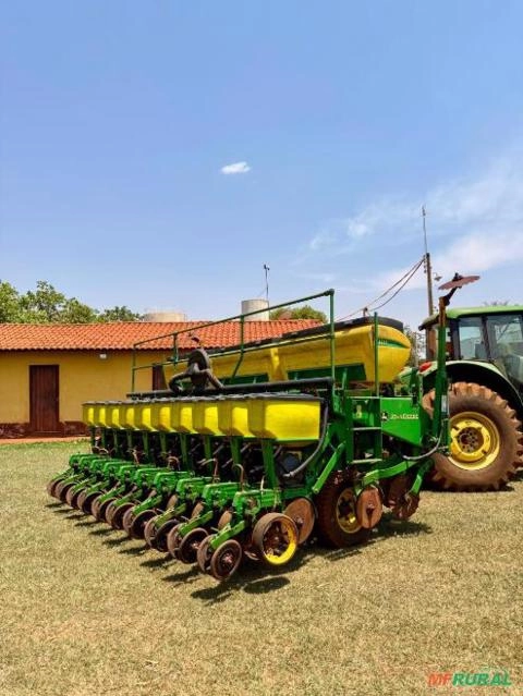 Plantadeira John Deere 1111 Ano 2015 Imagem Plantadeira John Deere 1111 Ano 2015
