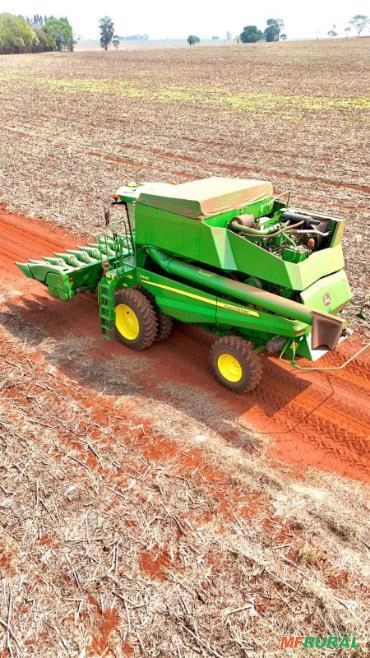 Colheitadeira John Deere S440 Imagem Colheitadeira John Deere S440
