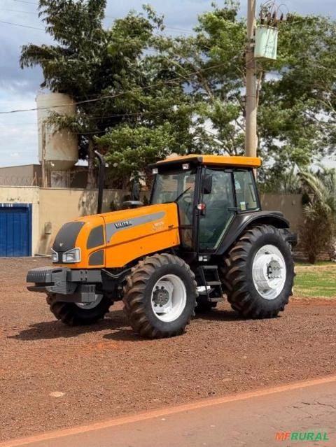 Trator Valtra BM 125i Imagem Trator Valtra BM 125i