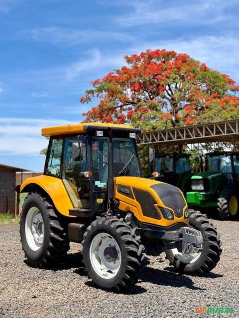 Trator Valtra A 800 R Ano 2021 Imagem Trator Valtra A 800 R Ano 2021