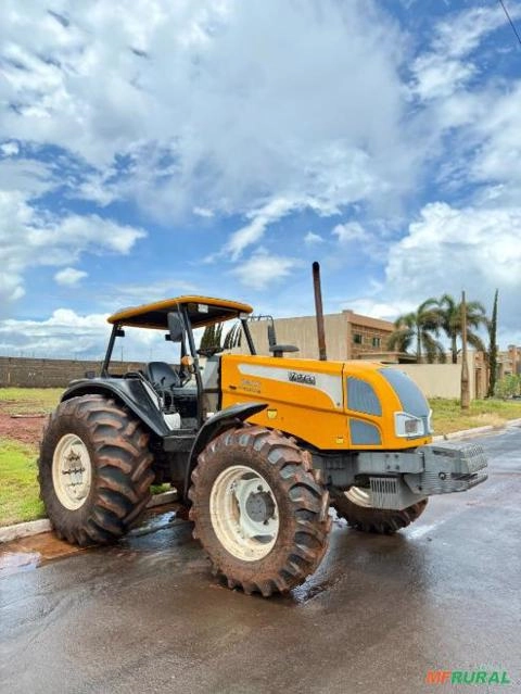 Trator Valtra BM 125i Imagem Trator Valtra BM 125i