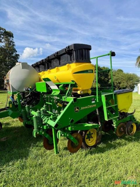 Plantadeira John Deere 1111 Imagem Plantadeira John Deere 1111