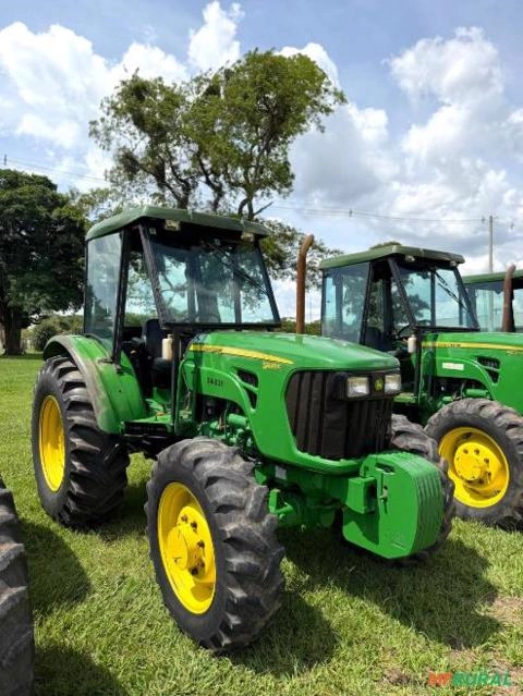Trator John Deere 5078E Imagem Trator John Deere 5078E