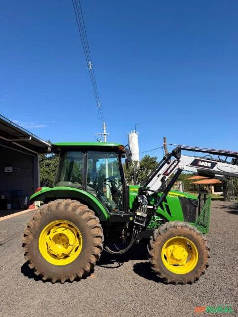 Trator John Deere 5090E Imagem Trator John Deere 5090E