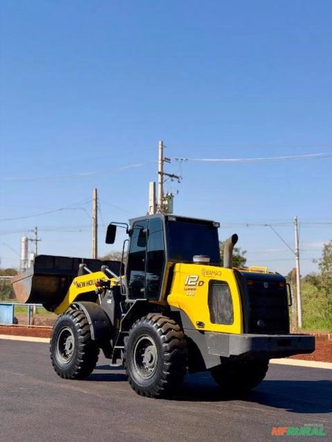 Pá carregadeira New Holland 12 D Turbo EVO Ano 2023 Imagem Pá carregadeira New Holland 12 D Turbo EVO Ano 2023