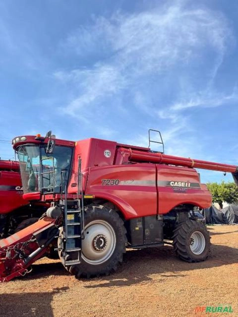 Colheitadeira Case IH 7230 Ano 2019 Imagem Colheitadeira Case IH 7230 Ano 2019