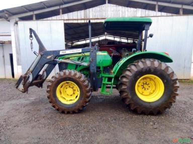 Trator John Deere 5090E Imagem Trator John Deere 5090E