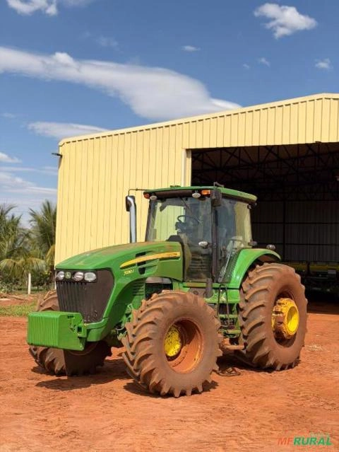 Trator John Deere 7230 J Ano 2021 Imagem Trator John Deere 7230 J Ano 2021